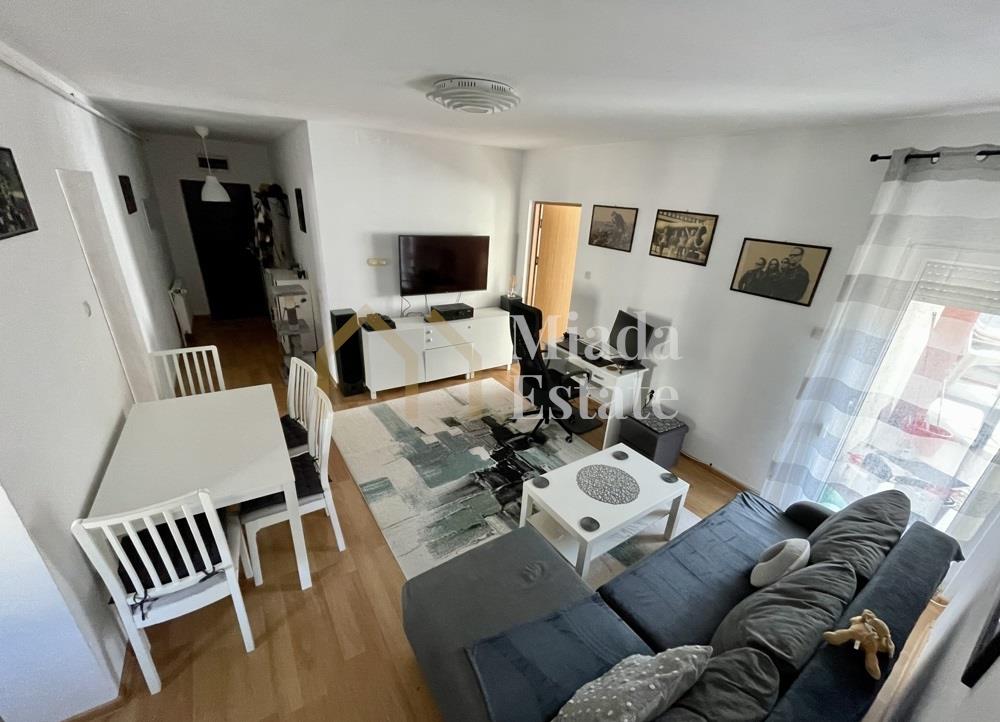 Apartament cu 3 camere, Giroc