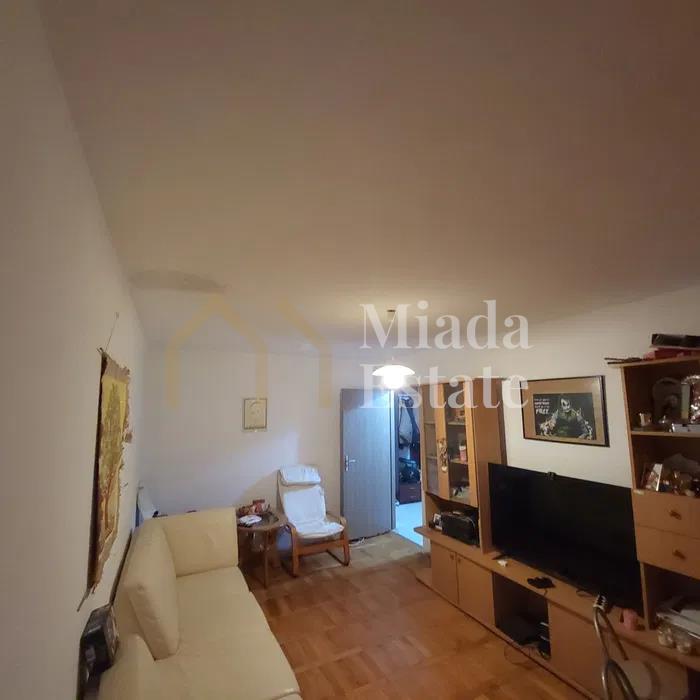 Apartament cu 3 camere, Calea Lipovei